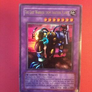 Yu-Gi-Oh YuGiOh - The Last Warrior From Another Planet (LON-077), Ultra Rare, MP